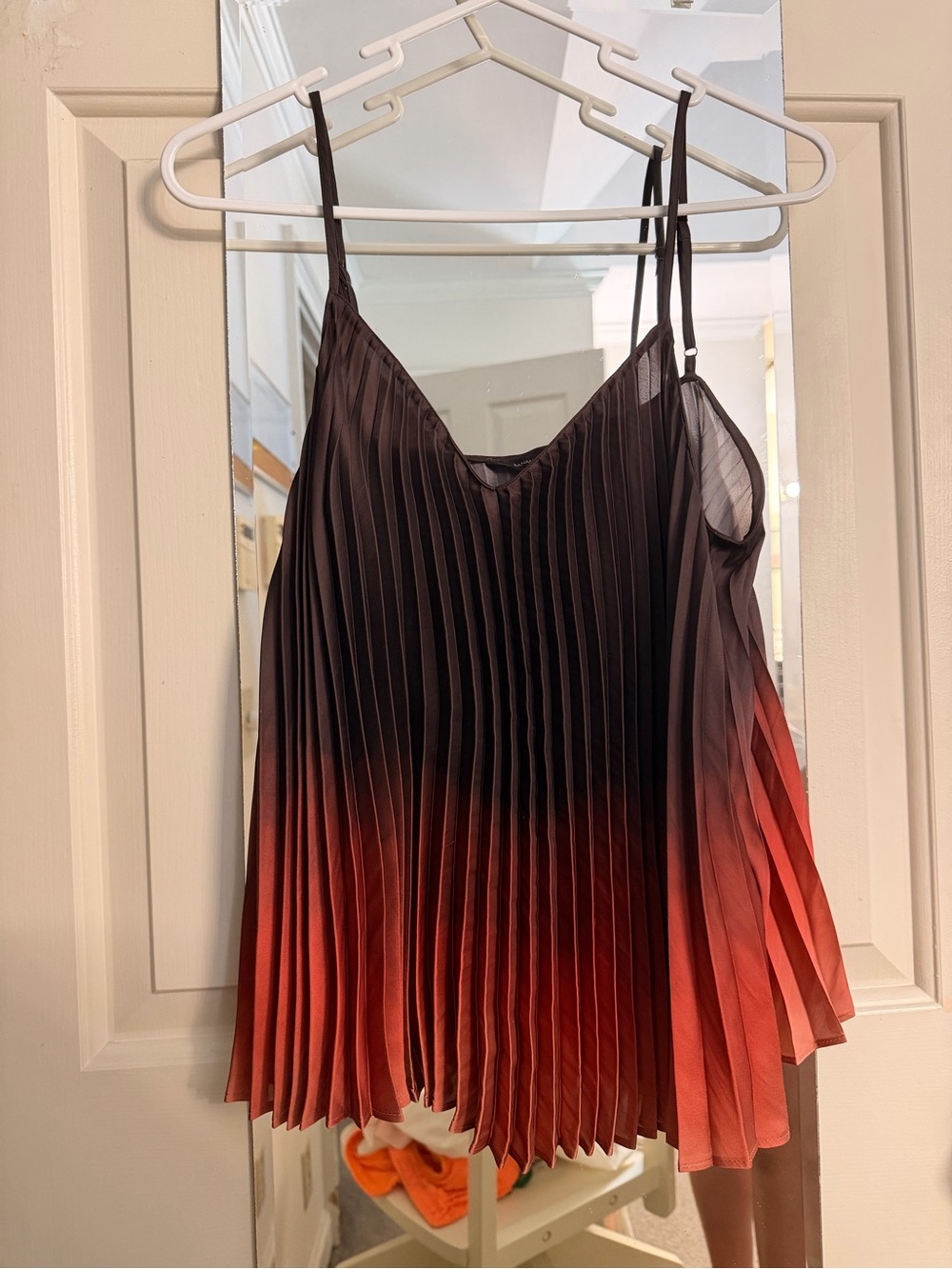 Banana Republic Black to Red Pleated Spaghetti-Strap Camisole